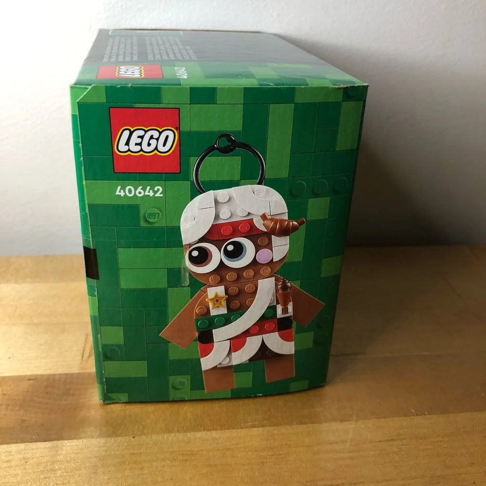 LEGO Gingerbread Ornaments 40642 SET ORIGINAL BOX Christmas Decor - Picture 9 of 11